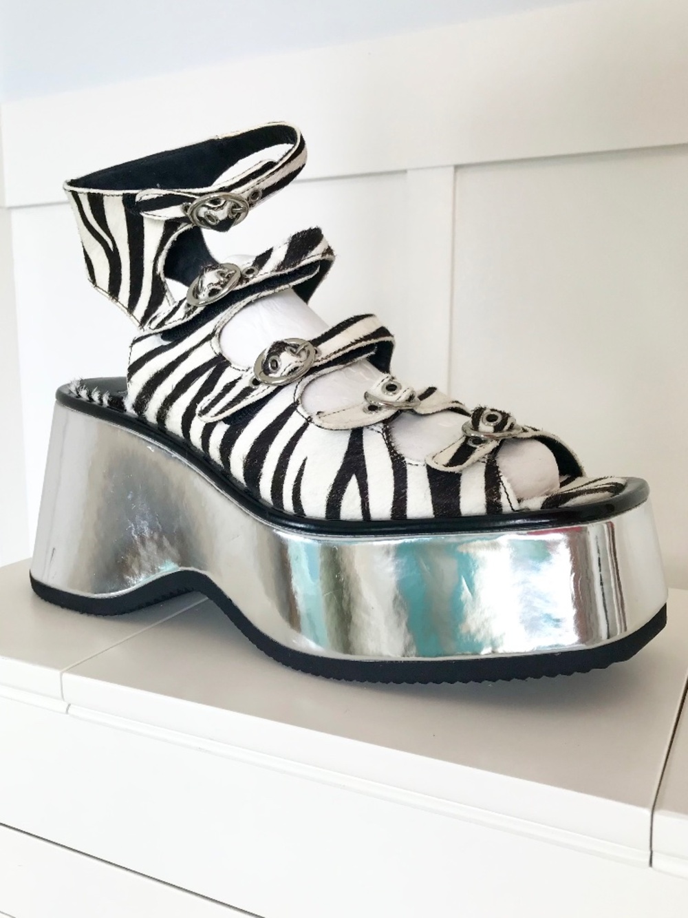 NWOB RARE JEFFREY CAMPBELL ZEBRA COW HAIR METALLIC CHROME PLATFORM SANDALS
